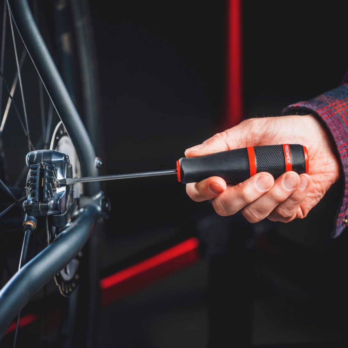 FEEDBACK SPORTS - 4.5MM FLAT BLADE SCREWDRIVER