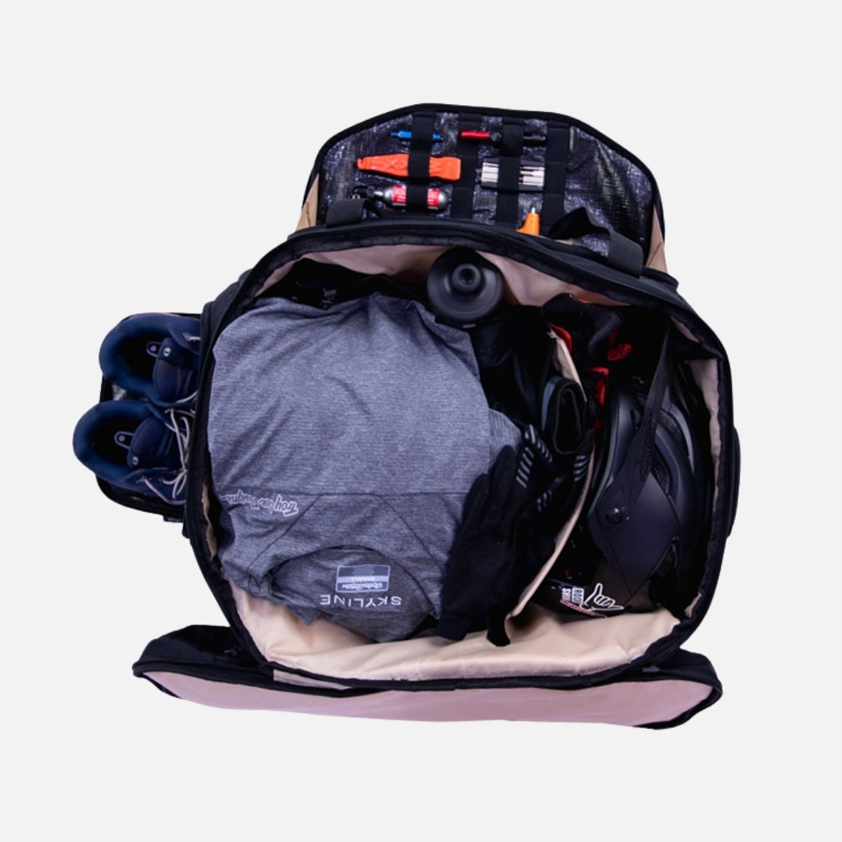 ALBEK - SKYTRAIL DUFFEL BAG - COVERT BLACK