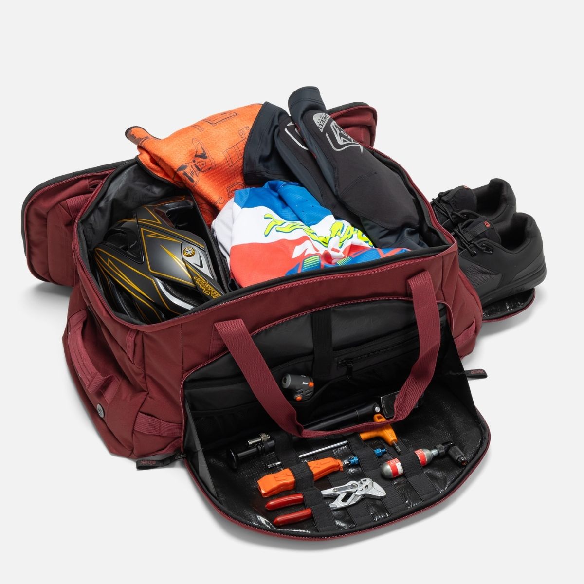 ALBEK - SKYTRAIL DUFFEL BAG - BURGUNDY