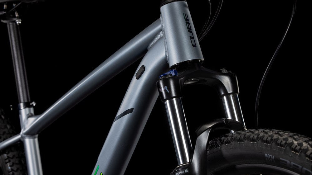 Cube Aim Race Slate'n'rainbowblack 2025