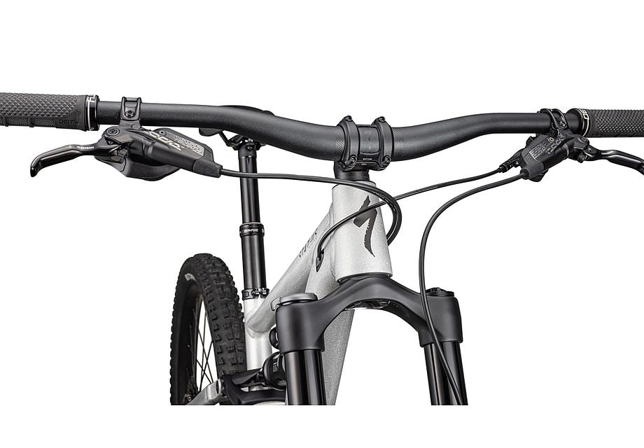 Specialized Status 2 140 Zero