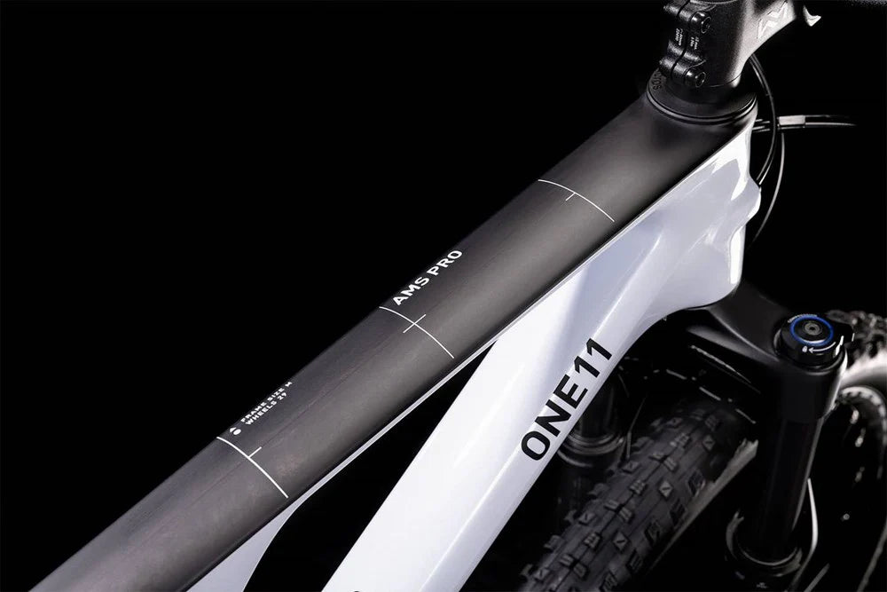 Cube AMS ONE11 C:68X Pro 29 Flashwhite N Carbon 2022