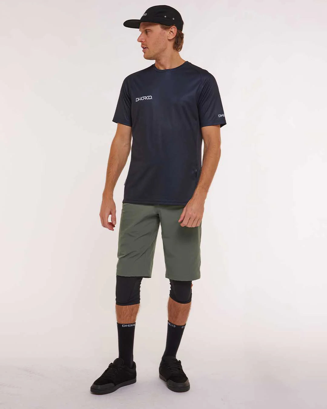DHaRCO Mens Gravity Short