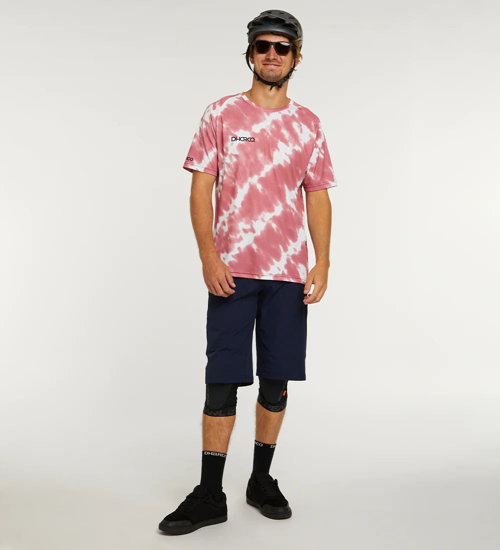 DHaRCO Mens Gravity Short