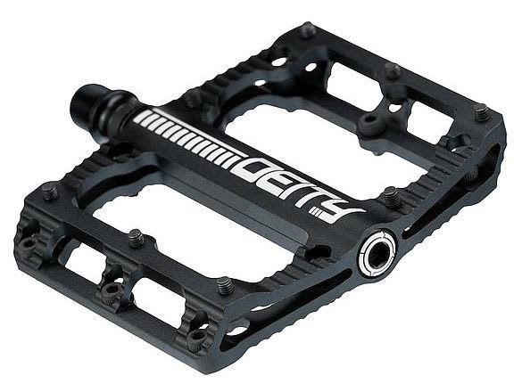 Deity Black Kat Pedal