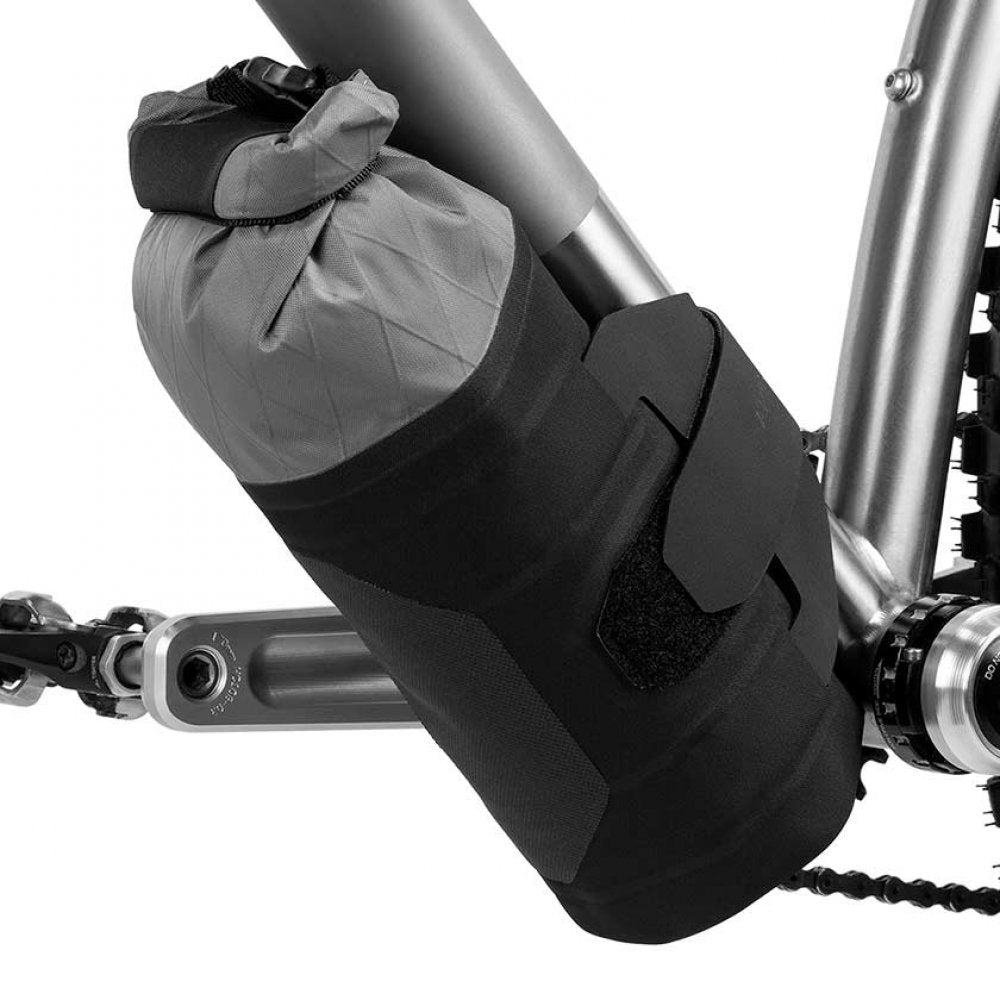 APIDURA - BACKCOUNTRY DOWNTUBE PACK 1.8L