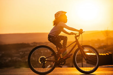 Specialized 2022 Jett: Kids bike that fits better for longer