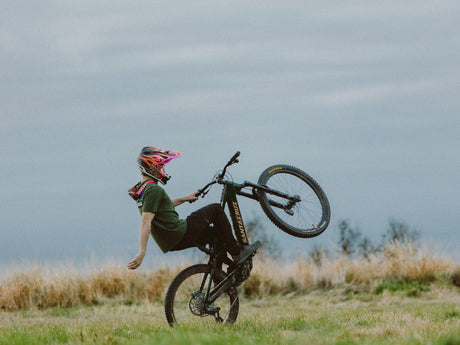 Santa Cruz Vala - Precision and Power