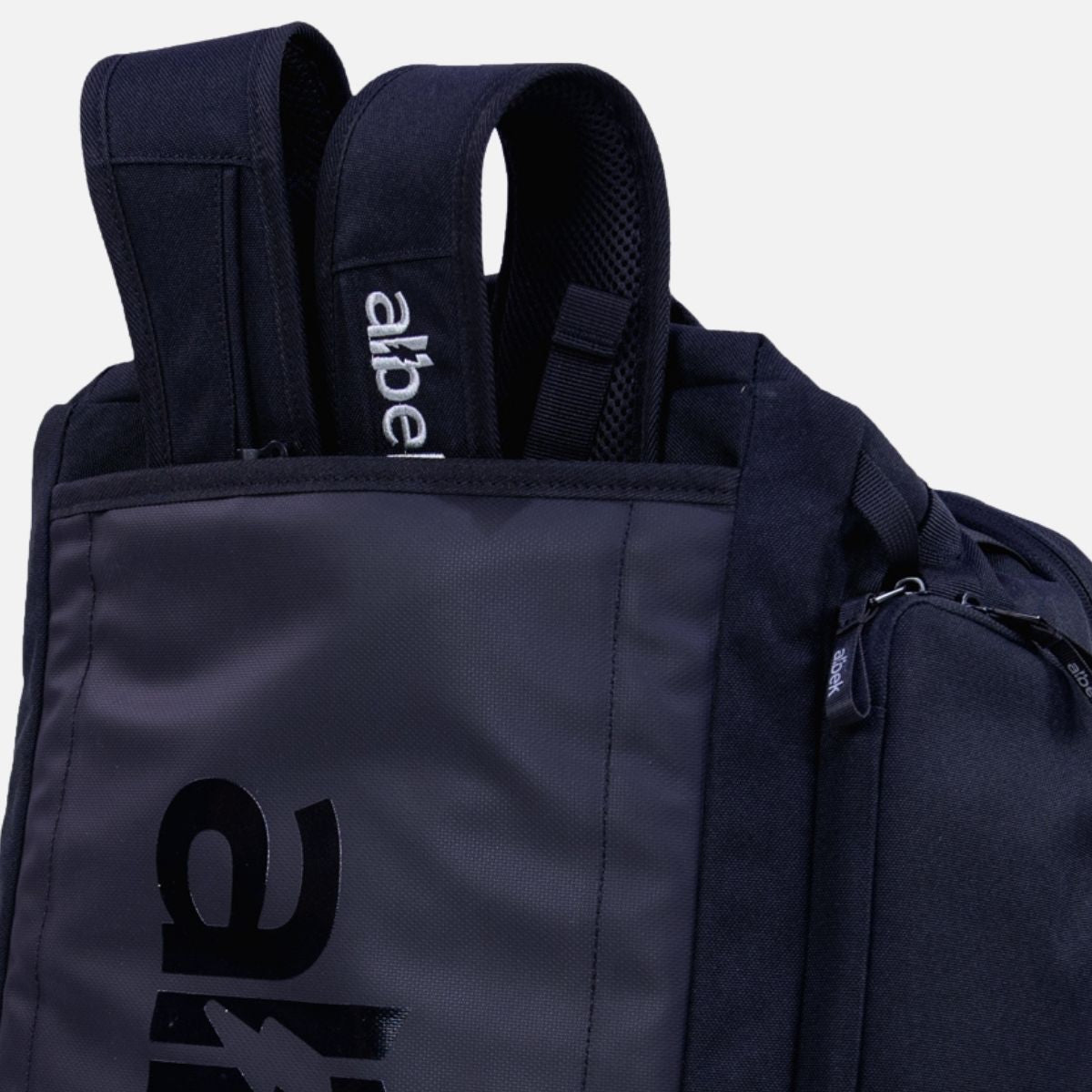 ALBEK - SKYTRAIL DUFFEL BAG - COVERT BLACK