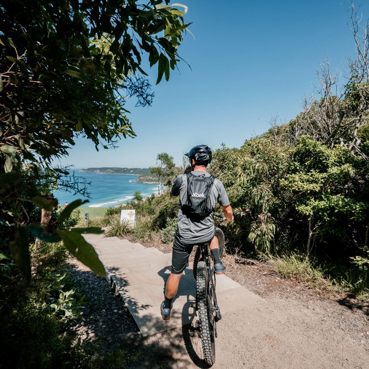 ALBEK - H2O-HAUL FOUR HYDRATION PACK