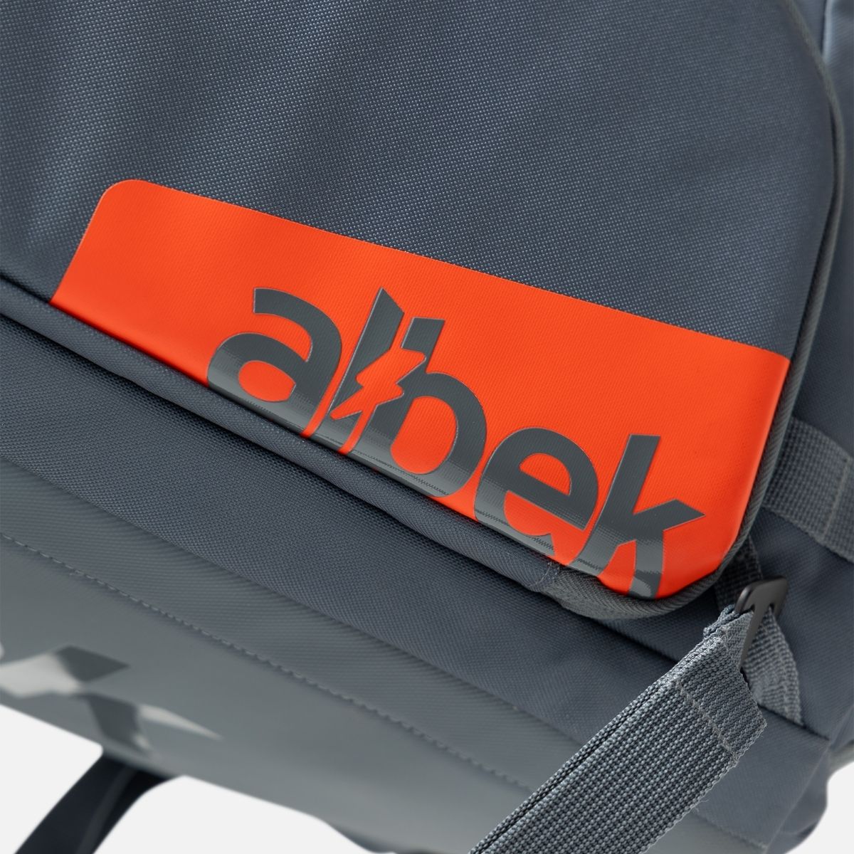 ALBEK - SKYTRAIL DUFFEL BAG - STEEL GREY