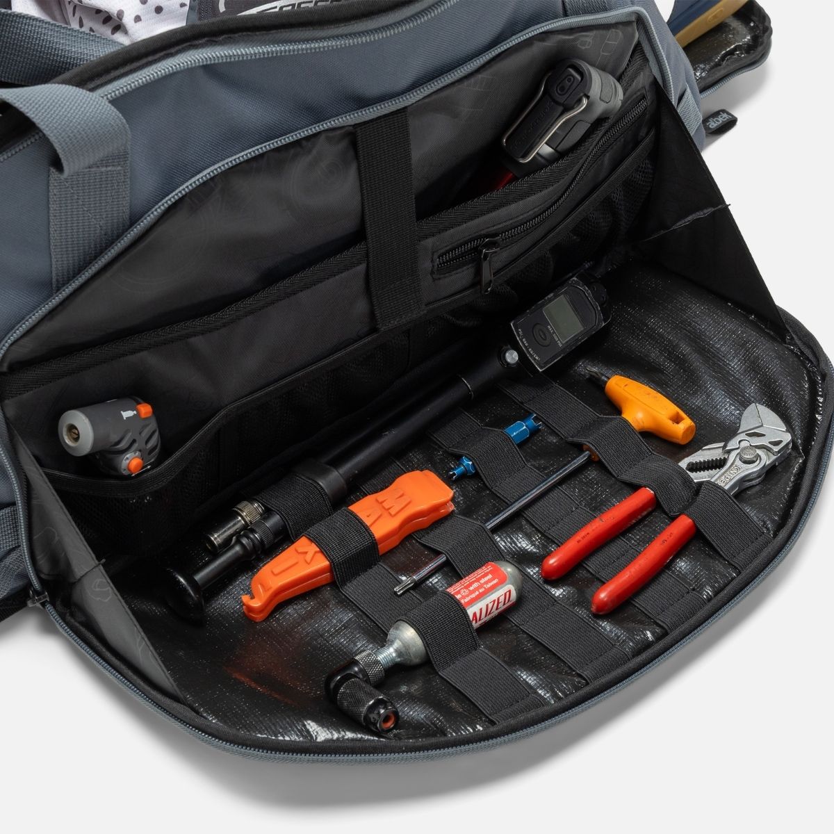 ALBEK - SKYTRAIL DUFFEL BAG - STEEL GREY