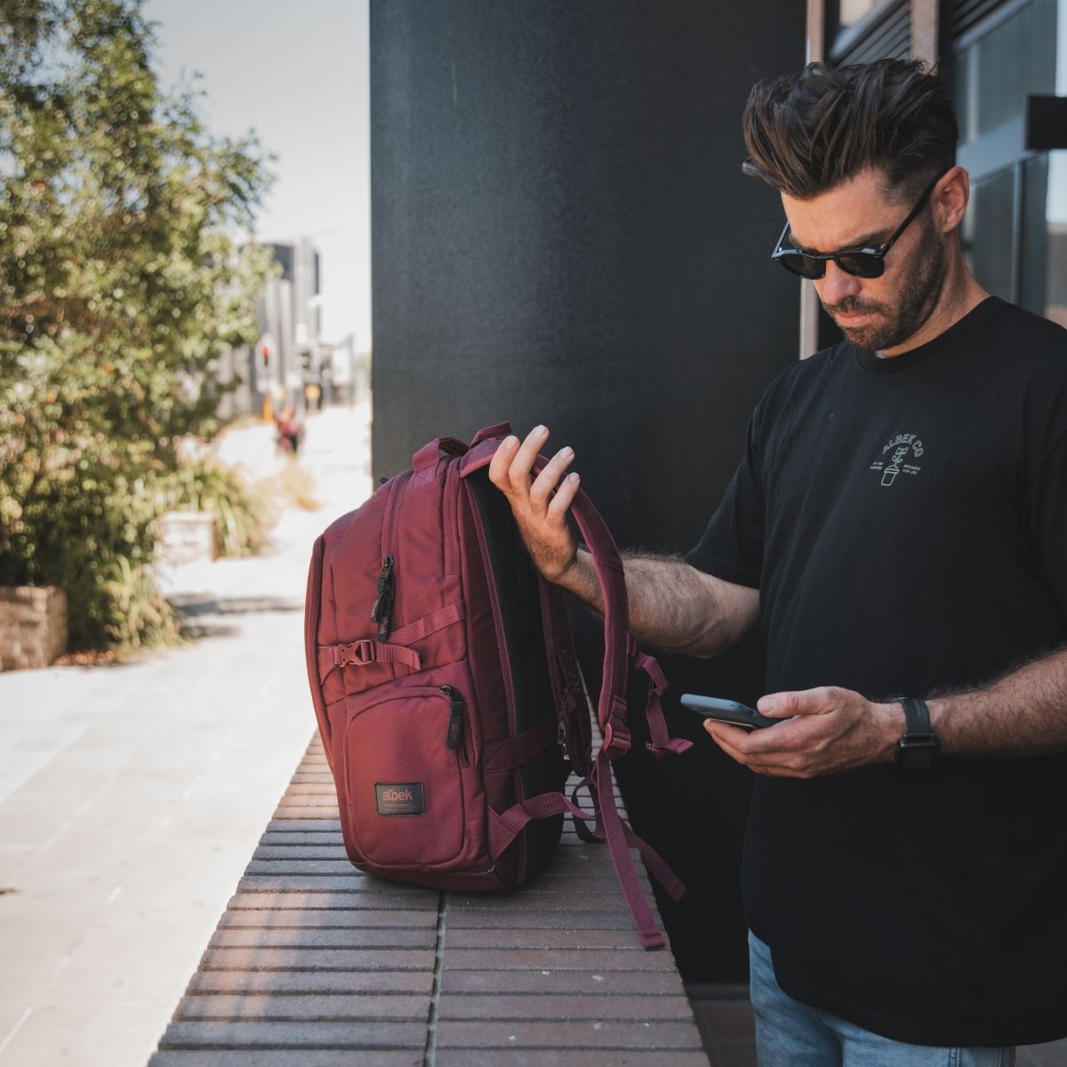 ALBEK - DUDLEY BACKPACK - BURGUNDY