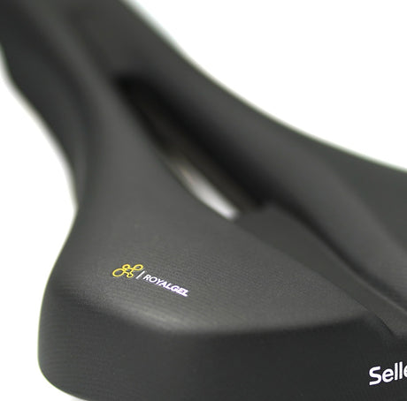 Selle Royal Vaia Moderate saddle
