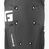 X4 Knee Detail