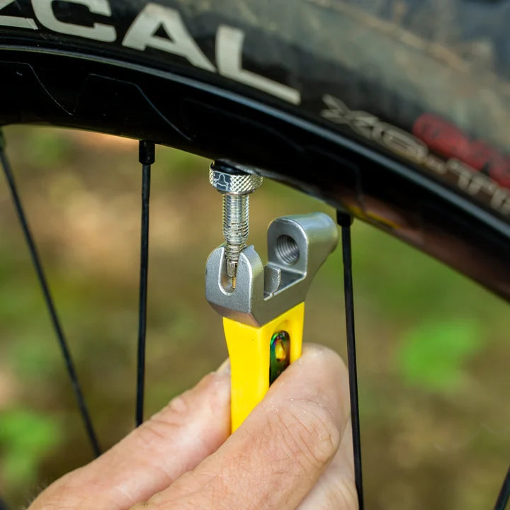 Pedro's Pack Chain Tool 9-Function Chain Breaker and Multi-Tool 80g