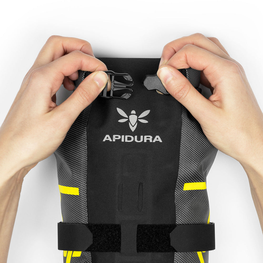 Apidura expedition fork outlet pack