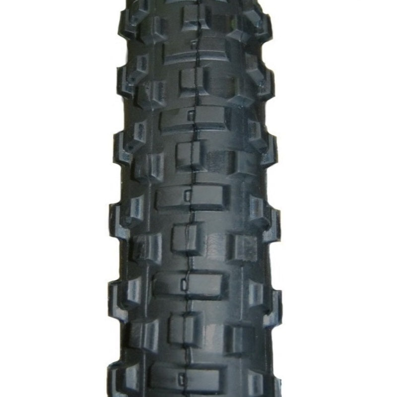700 x 32 CST Cultivator C1604 Tyre - Tread